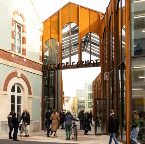 Entrée du Passage Carnot à Pau